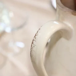 Chemin De Campagne Vases Et Coupes | - Pichet vase en céramique beige 20 x 14 x 25 cm