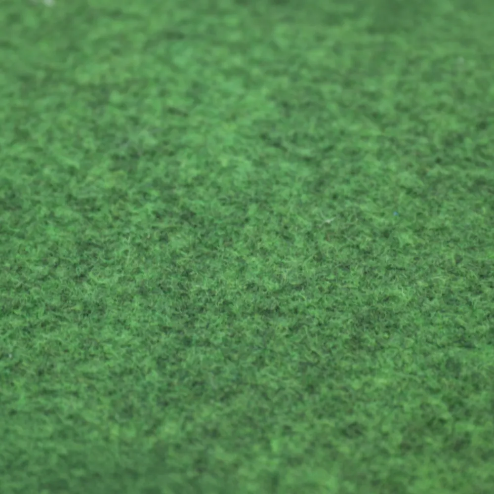 Décoweb DÉCOWEB - Moquette d'extérieur verte sur plots - imitation gazon synthétique - rouleau de 4m x 25m Hot