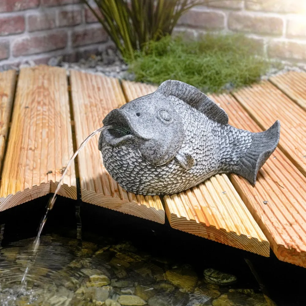 Esotec Bassins Et Fontaines | - gargouille avec pompe solaire poisson | figure de bassin figure de jardin h=22cm 101665