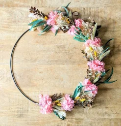 Reconciliation Vegetale Bouquets De Fleurs | - Couronne murale de fleurs séchées honorine d50cm